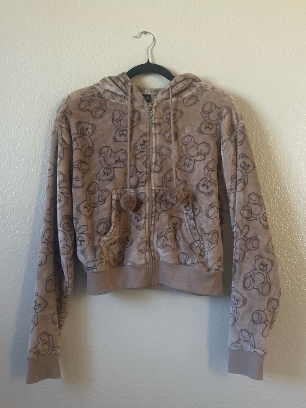 Cold Crush Plush Teddy-Print Zip Hoodie in Light Beige; Like-New